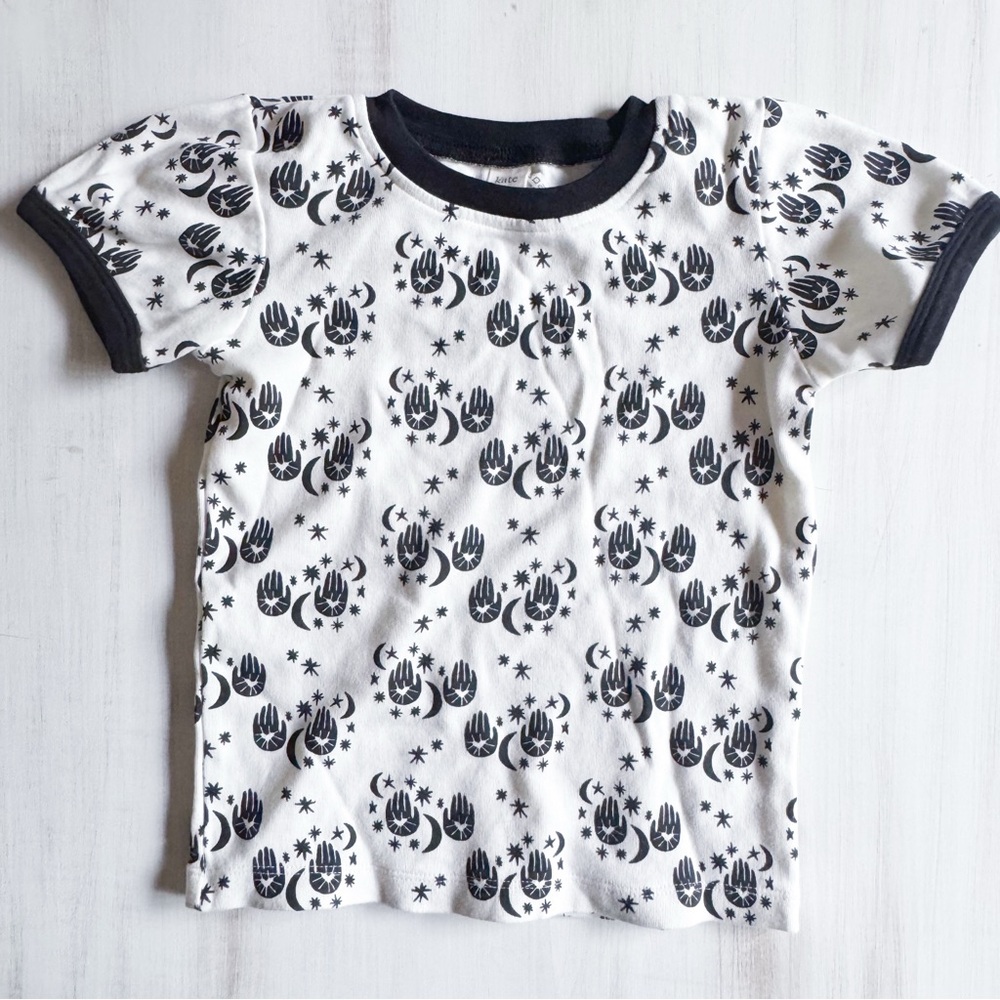 Kate Quinn mystical stars & moon shirt (size 3T)